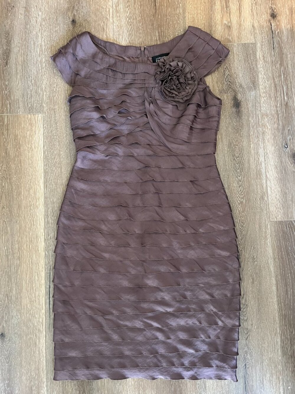 NWOT ADRIANNA PAPELL Knee Length Cocktail Dress - 8 - Floral, Flower, Mauve